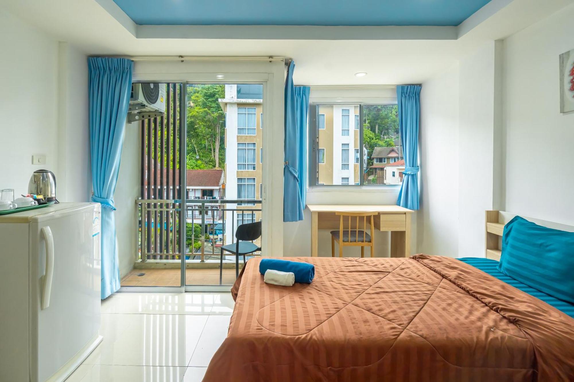 Nice To Meat You Rooms Patong Exterior photo